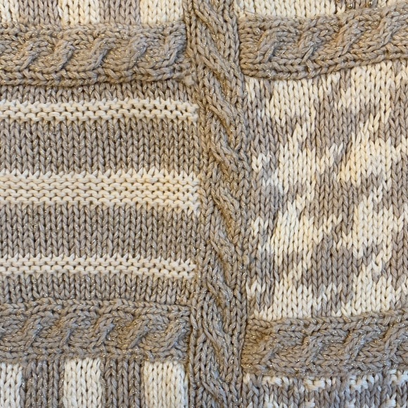 Vintage cable Knit Sweater - Picture 11 of 11